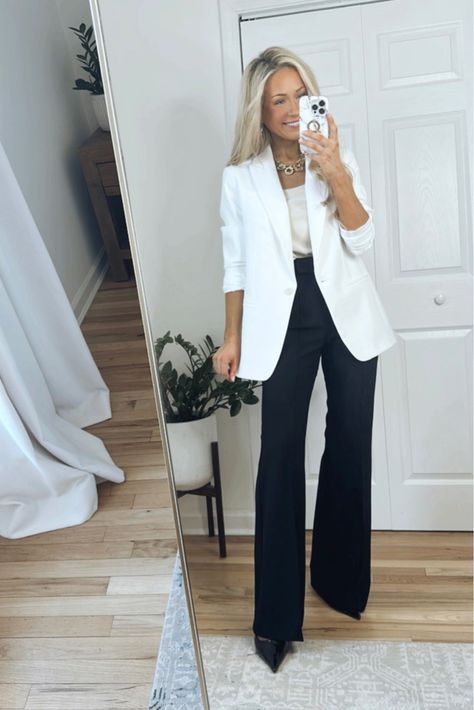 Blazer With Dress Work Outfit, White Blazer Formal Outfit Women, White Blazer Black Pants Outfit Classy, White Business Outfits For Women, White Blazer Trouser Outfit, Business Casual Outfits For Women White Blazer, White Blazer With Black Pants, White Blazer Interview Outfit, White Blazer Outfit Formal