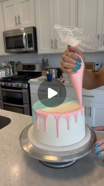 Whitney Berge on Instagram: "🩵💕 Gender Reveal Cake 💕🩵  #theblondewhobakes #cakedecorating #cakes #cake #genderreveal #genderrevealcake #dessert #food #foodie #baking #cakevideo #cakeoftheday #cakesofinstagram #lifehacks #instagood #instafood #instagram #cute #cakeideas" Gender Reveal Cake Filling Ideas, Cake Ideas For Gender Reveal Party, Gender Reveal Buttercream Cake, Gender Reveal Bear Theme Cake, Basic Gender Reveal Cake, Gender Reveal Cake Videos, He Or She Gender Reveal Cake, Chocolate Gender Reveal Cake, Gender Reveal Cake Homemade