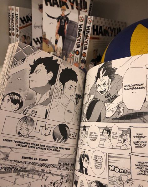 Manga In Japanese, Haikyuu Manga Aesthetic, Manga Book Aesthetic, Reading Manga Aesthetic, Haikyuu Manga Wallpaper, Manga Core, Manga Volumes, Haikyuu Aesthetic, Kawaii Room Ideas