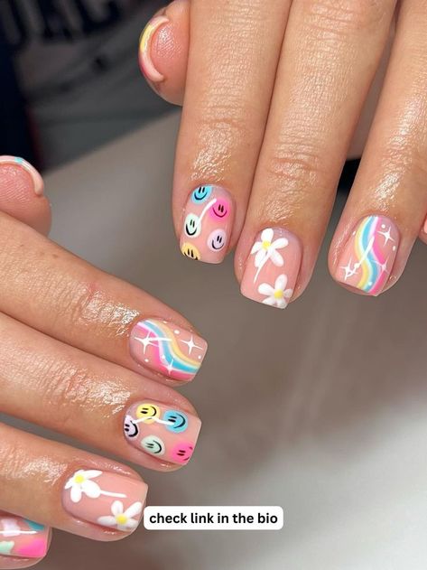 summer nails Kids Nail Designs, Rainbow Nails Design, Nail Art For Kids, Rainbow Nail, Funky Nail Art, Cute Simple Nails, Happy Nails, Summery Nails