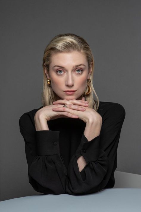 Happy 33rd Birthday, Elizabeth Debicki, 33rd Birthday, Venice Film Festival, Princesa Diana, Portrait Session, Elizabeth Olsen, Pose Reference, Film Festival