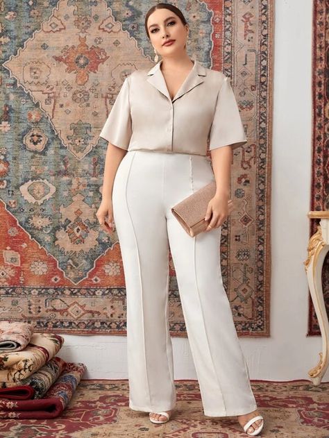 SHEIN Modely Plus Lapel Neck Button Front Blouse | SHEIN USA Outfits 30s, Office Outfits Women Casual, Outfits Gorditas, Plus Size Summer Outfits, Color Combinations For Clothes, Office Casual Outfit, 30s Fashion, Office Outfits Women, Pantsuits For Women