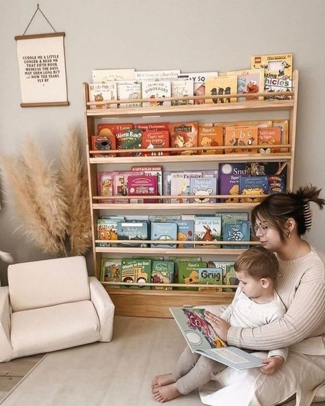 Kids Wall Shelf, Front Facing Bookshelf, Kids Wall Shelves, Reading Corner Kids, Play Corner, Kids Rooms Inspo, Room Bookshelf, Bedroom Book, Baby Playroom