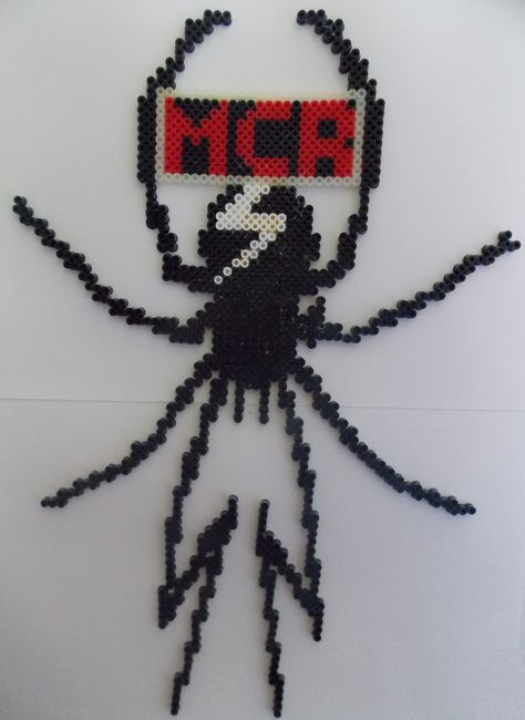 My Chemical Romance Killjoys spider, hama bead. Mcr Pixel Art, Pixel Beads, Easy Perler Beads Ideas, 3d Perler Bead, Perler Art, Beads Design, Hama Beads Design, Perler Bead Templates, Diy Perler Bead Crafts