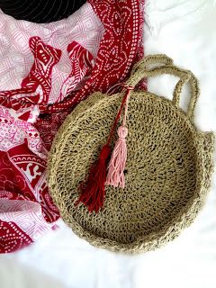 Hemp Bag, Diy Things, Crochet Round, Crafty Diy, Wooden Handles, Bag Pattern, Happy Friday, Straw Bag, Knit Crochet