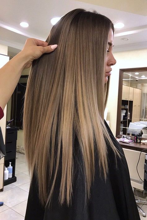 Ombre Hair Blonde, Blow Dry Hair, Vlasové Trendy, Hair Color Light Brown, Honey Blonde Hair, Brown Hair Balayage, Hair Done, Balayage Hair Blonde, Light Hair Color