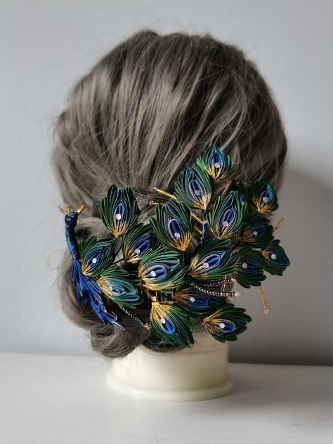 Peacock Hairstyle, Peacock Hair Piece, Peacock Jewellery, Peacock Accessories, Stylish Lehenga, Wedding Hairstyles Videos, Crepe Paper Flowers Diy, Peacock Embroidery Designs, Peacock Hair