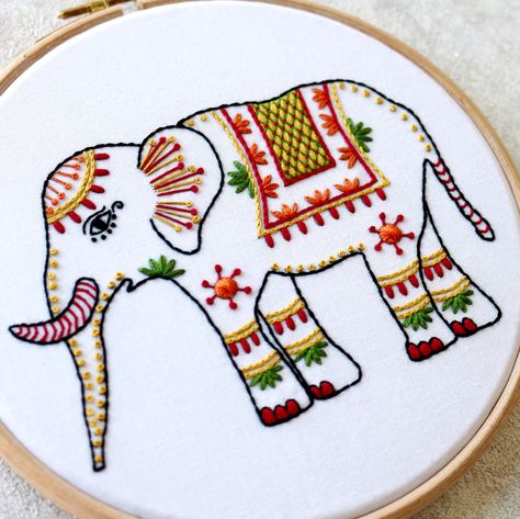 There is beauty in simplicity 🐘✨    #elephant #embroiderykit #elephantembroidery #elephantart #embroidery #handembroidery #elephants #elephantdecor #elephantlove #becreative #makeanelephant #diycrafts #diy #diyembroidery #learntoembroider #beginnerembroidery Elephant Embroidery Design, Animal Embroidery Patterns, Elephant Embroidery, Broderie Simple, Embroidered Elephant, Modern Embroidery Kit, Embroidered Wall Art, Beginner Embroidery Kit, Diy Broderie