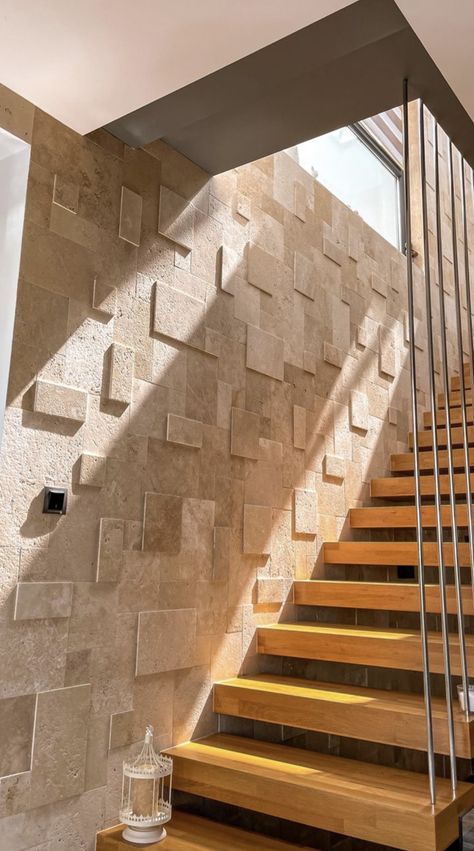 Staircase Cladding, Stone Cladding Interior, Entrance Tiles, Stairs Wall Design, Office Stairs, Stairs Wall, Stair Wall, Amazing Food Decoration, Staircase Wall