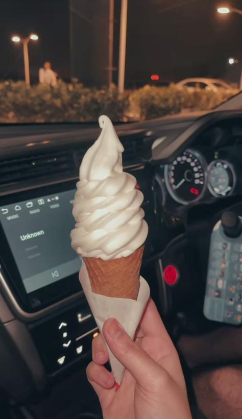 #icecream #sweat #cold #fastfood #outing #trending Outing Snap, Cream Ice Cream, Food Vids, Best Poses For Pictures, I Scream, Food Snapchat, Girl Dresses, Scream, A Food