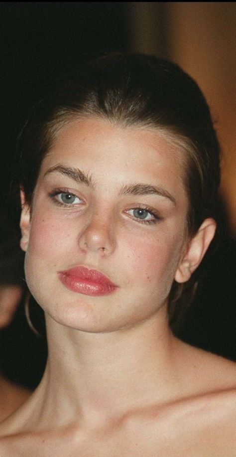 Young Charlotte Casiraghi (629 x 1024) #dress #offtheshoulderdress #15yo #2002 #hair #eyebrows Charlotte Of Monaco, Princess Charlotte Of Monaco, Rectangle Face Shape, Rectangle Face, Monaco Royal Family, Caroline Of Monaco, Charlotte Casiraghi, Princess Grace, Princess Charlotte