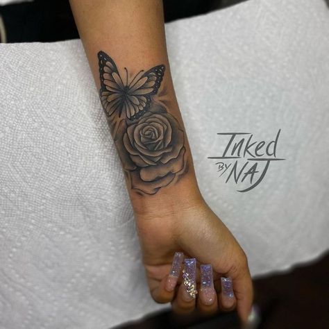 Butterfly And Rose Tattoo, Butterfly And Rose, Arm Tattoos Black, Arm Sleeve Tattoos For Women, Hand Tattoos For Girls, Girl Arm Tattoos, Cute Hand Tattoos, Pretty Hand Tattoos, Small Pretty Tattoos