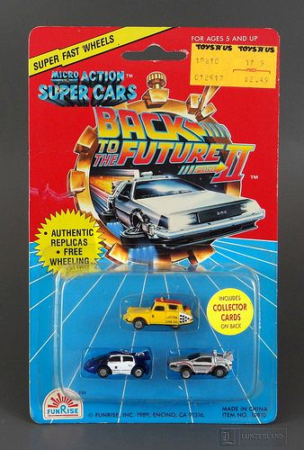 Back To The Future 2 - DELOREAN DMC-12 TIME MACHINE plus Two Other Future Cars MICRO ACTION SUPER CARS Mint On Card by Funrise | Flickr - Photo Sharing! Micro Machines Toys, Ghostbusters Car, Retro Things, Delorean Time Machine, Toys In The Attic, Old School Toys, Micro Machines, Hot Weels, Future Cars