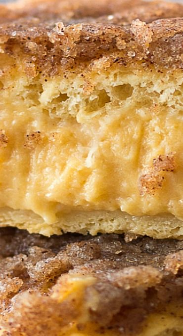 Pumpkin Sopapilla Cheesecake Bars Pumpkin Sopapilla Cheesecake, Pumpkin Sopapilla, Sopapilla Cheesecake Bars, Sopapilla Cheesecake, Protein Bars Homemade, Savory Cakes, Pumpkin Recipes Dessert, Salty Cake, Cheesecake Bars