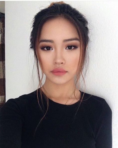 simple makeup #beauty Trucco Smokey Eye, Makeup Ala Korea, Natural Makeup For Blondes, Makeup Asia, Natural Summer Makeup, Makeup Pengantin, Smink Inspiration, Beauty Make-up, Pinterest Makeup