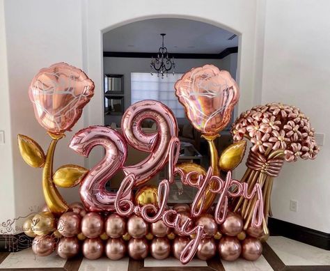 Flowers Balloons, Party Balloons Diy, Make People Happy, Balloon Company, Birthday Bouquet, Rose Gold Balloons, Balloon Gift, People Happy, Birthday Planning