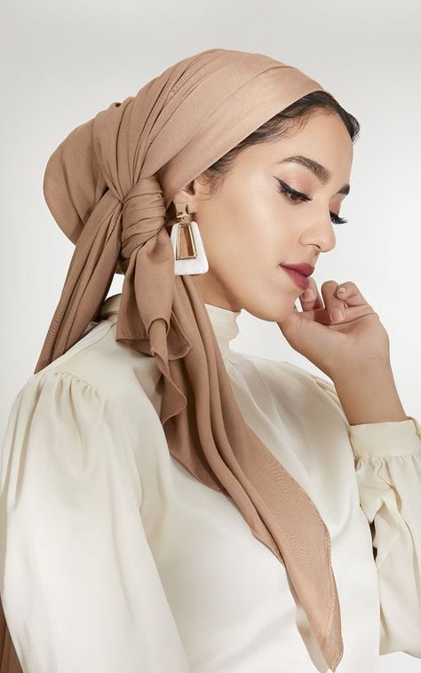 Hijab Turban Style, Estilo Hijab, Turban Hijab, Hair Wrap Scarf, Hijab Style Tutorial, Stylish Hijab, Hair Scarf Styles, Mode Turban, Head Scarf Styles