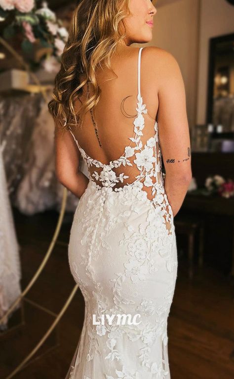 Fitted lace wedding dress