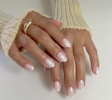 Biab Nails French Tip Designs, Milky White Tips, Milky White Tip Nails, Chrome Nails With French Tips, Milk White French Tip Nails, 2024 French Nails, Short Oval French Nails, White French Tips With Chrome, White French Chrome Nails