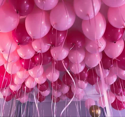 Paris Hilton Birthday, Shades Of Pink Party, Pink Party Ideas, Hot Pink Birthday Party, Slumber Party Decorations, Pink Birthday Theme, Pink Birthday Party Decorations, Mean Girls Party, Hot Pink Birthday