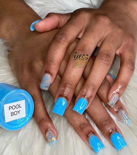 Short Nail Set Blue, Short Nails Ideas Blue, Blue Short Acrylic Nails, Nails Suggestions, Shorts Nails, Fast Nail, Fringe Bangs, Ombre Acrylic Nails, Colored Acrylic Nails