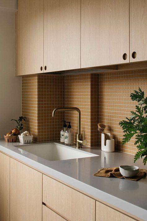 Plywood Kitchen, Kitchen Luxury, Plywood Interior, Design Kitchen Ideas, Kitchen Ideas Modern, Mid Century Modern Kitchen, Mid Century Kitchen, 아파트 인테리어, Luxury Kitchen Design