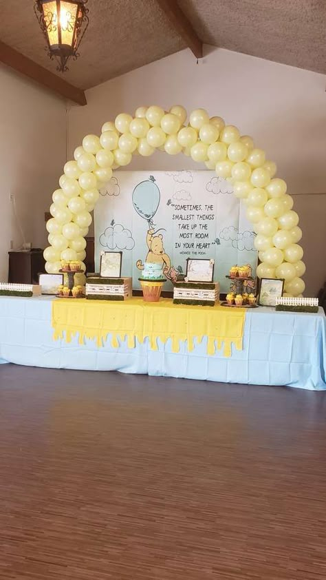 Winnie The Pooh Birthday Party, Pooh Birthday Party, Pooh Birthday, Winnie The Pooh Baby Shower, Baby Shower Theme Decorations, Disney Baby Shower, Winnie The Pooh Birthday, Baby Shower Party Ideas