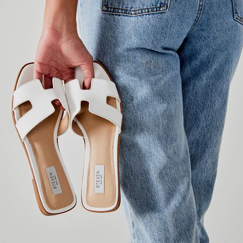 Steve Madden Hadyn Sandal Steve Madden Hadyn, White Leather Sandals, Steve Madden Store, Steve Madden Sandals, Spring Wear, Leather Sandals Women, Designer Sandals, 5 Inch Heels, White Leather