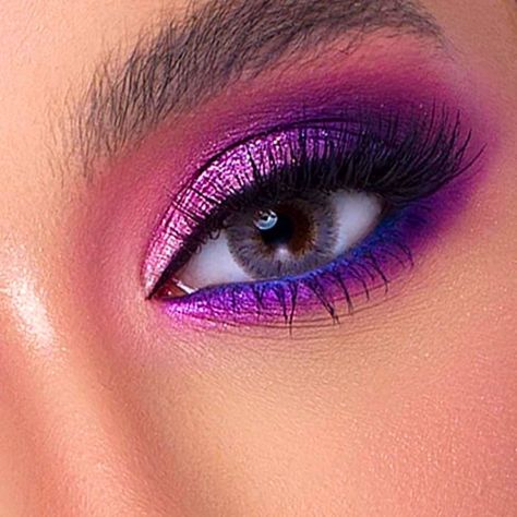 Eye Shadow Looks Colorful, Purple Galaxy Makeup, Jewel Tone Eye Makeup, Red And Purple Eyeshadow Look, Types Of Eyeshadow Looks, Berry Eye Makeup, Colorful Glitter Eye Makeup, Bright Color Eyeshadow Looks, Multi Color Eyeshadow Looks