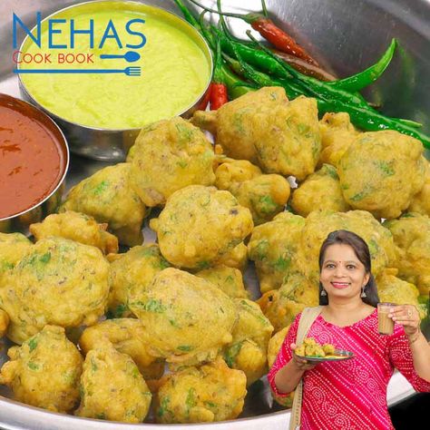 Bhajiya Recipes Indian, Bhajiya Recipe, Onion Pakoda, Peanut Chutney, Recipe Potato, Green Garlic, Potato Onion, Gujarati Recipes, Recipes Indian