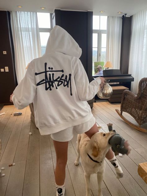 Stussy Hoodie, Back To School Fits, Foto Tips, Foto Casual, Stil Inspiration, Rich Kids, Mode Ootd, Stockholm Fashion, Fall Fits