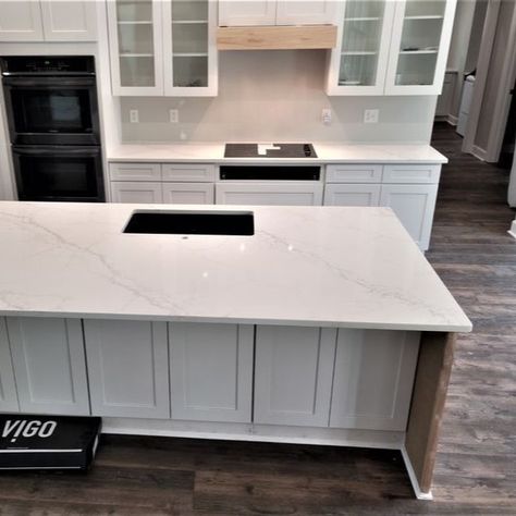 Calacatta Lincoln quartz countertops offer a timeless and sophisticated appeal that transforms any kitchen or bathroom into a luxurious space. This stunning material is known for its striking white background adorned with elegant, wide gray veining.

https://mountainempirestoneworks.com/color-spotlight-calacatta-lincoln-quartz/ White Grey Quartz Countertops, White With Grey Veins Quartz, Neutral Quartz Kitchen Countertops, White And Grey Quartz Countertops, Quartz Countertops Kitchen, Grey Quartz Countertops, Calacatta Lincoln, Color Spotlight, Light Gray Cabinets