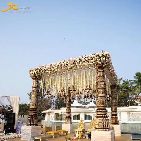 Outdoor Hindu Wedding, Vidhi Mandap, Hindu Wedding Decorations, Mandap Design, Mehendi Decor Ideas, Destination Wedding Decor, Wedding Car Decorations, Wedding Entrance Decor, Simple Wedding Decorations