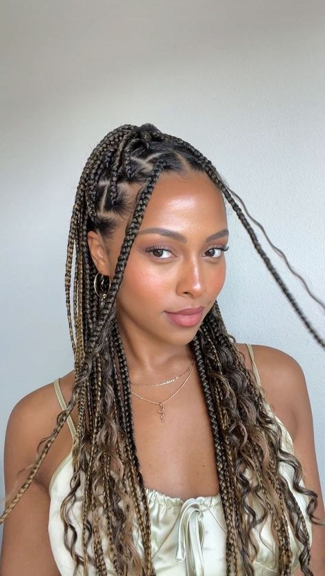 Womens Braids Hairstyles, Braids For Summer 2023, Black Braids Hairstyles With Curls, Afro Braid Hairstyles, Braids Styling For Black Women, Box Braid Aesthetic, Braids Summer 2024, Knotless Braids In Ponytail, Woman Braids Hairstyles