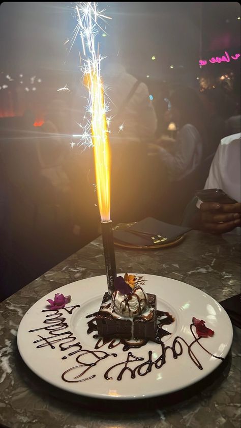 Birthday Cake Restaurant, Restaurants For Birthdays, Happy Birthday Video, Bad Girl Wallpaper, Alcohol Aesthetic, Healthy Shopping, Birthday Dates, Girlfriend Birthday, Happy 2nd Birthday