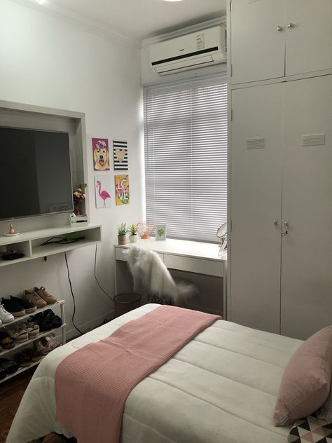 small bedroom ideas loft bed Small Bedroom Ideas Loft Bed, Bedroom Ideas Loft Bed, Bedroom Ideas Loft, Studio Bedroom, Hiasan Bilik Tidur, Small Apartment Bedrooms, Small Bedrooms, Small Bedroom Ideas, Small Bedroom Designs