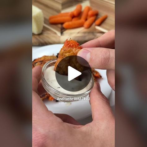 Smashed Carrots Recipes, Steam Carrots, Smashed Carrots, Tiktok Baking, Parmesan Carrots, Carrots Recipes, Carrot Dishes, Carrot Recipe, Recipes Tiktok