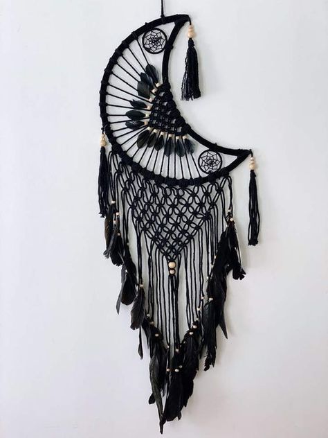 Atrapasueños Diy, Dream Catcher Patterns, Good Dreams, Dream Catcher Decor, Dream Catcher Art, Macrame Dream Catcher, Dream Catcher Craft, Macrame Wall Hanging Patterns, Dream Catcher Diy