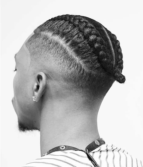 Cornrows - An extremely simple style, this cut is always trendy. It looks well on grade school-age boys to teachers, virtually any professional. Cornrows also allow one to easily grow hair into another look that may be longer, perhaps like an afro or other styles. Be sure that the stylist you choose has expertise with cornrow cuts. Iconic Haircuts, Haircuts For Black Men, Braids With Fade, Latest Braided Hairstyles, Afro Hairstyles Men, Braid Styles For Men, Boy Braids Hairstyles, Drop Fade Haircut, Black Hair Cuts