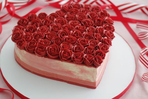 A beautiful heart shaped cake, perfect for Valentine's Day! Featuring buttercream roses and vibrant colors, this cake will wow your loved ones. Heart Shaped Cake Recipe, Heart Cake Decoration, Heart Shaped Cake, Butterscotch Cake, Online Cake Delivery, Heart Cakes, Shaped Cake, Heart Shaped Cakes, Valentines Day Cakes