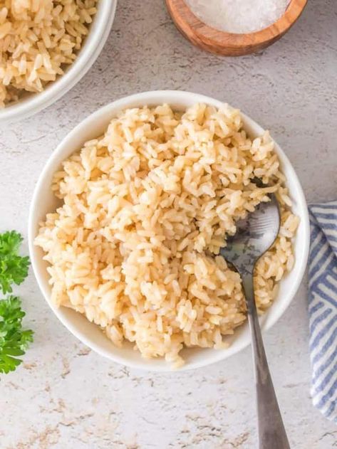 Learn how to cook brown rice in an Instant Pot with this super easy recipe that helps you transform your dinners and make yummy sides that go with everything. Instant Pot Long Grain Brown Rice, Insta Pot Brown Rice, Brown Basmati Rice Instant Pot, Brown Rice Rice Cooker, Instapot Brown Rice, Brown Rice In Instant Pot, Brown Rice Instant Pot, Pressure Cooker Brown Rice, Best Brown Rice