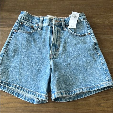 Quoi Porter, Abercrombie Jeans, Outfit Inspo Summer, Marketing Technology, Summer Jeans, Shorts Jeans, Dream Clothes, Levi Strauss, Outfits Casuales