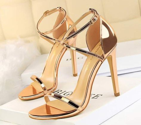 Fairy High Heels, Party Shoes Women, Strap High Heels, Dr Shoes, Basic Heels, Women Heels, Classy Shoes, Gorgeous Heels, Beautiful Heels