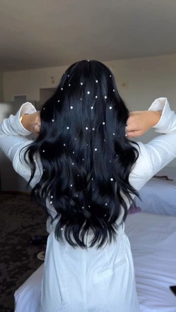 KAYLA CAPUTO | MILLI $ MENTOR on Instagram: "The perfect stage look🫶🏼🤍 If you want shiny glossy hair- DM me “HAIR” for a free hair consultation!" Diamond On Hairstyles, Prom Hair Inspo Black Hair, Righnstone Hair, Hair Jems Hairstyles, Diamond In Hair Hairstyles, Rhinestones For Hair, Straight Hair With Rhinestones, Curled Hair With Gems, Straight Hair With Gems