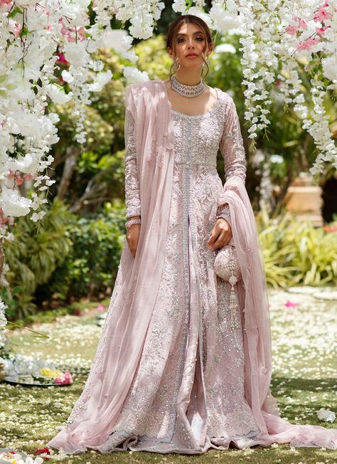 Tissue Lehenga, Farah Talib Aziz, Pakistani Bridal Lehenga, Wedding Dresses Pakistani, Organza Jacket, Bridal Mehndi Dresses, Pakistani Bridal Dress, Walima Dress, Pakistani Formal Dresses