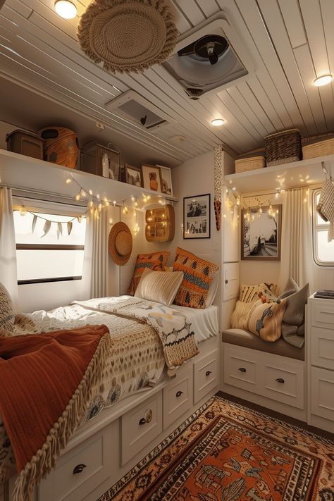 Aesthetic Trailer Home, 1970s Camper Remodel, Modern Camper, Camper Remodel Ideas, Airstream Decor, Rv Living Room, Rv Interior Design, Vintage Camper Interior, Camper Bus