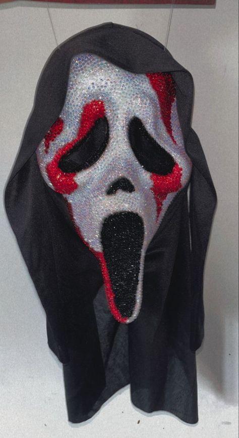 Ghost Face Gem Mask, Ghost Face Aesthetic Outfit, Dimond Ghost Face Mask, Gem Scream Mask, Scream Mask Costume Women, Bejeweled Scream Mask, Badazled Ghost Face Mask, Sparkly Ghostface Mask, Sparkly Scream Mask