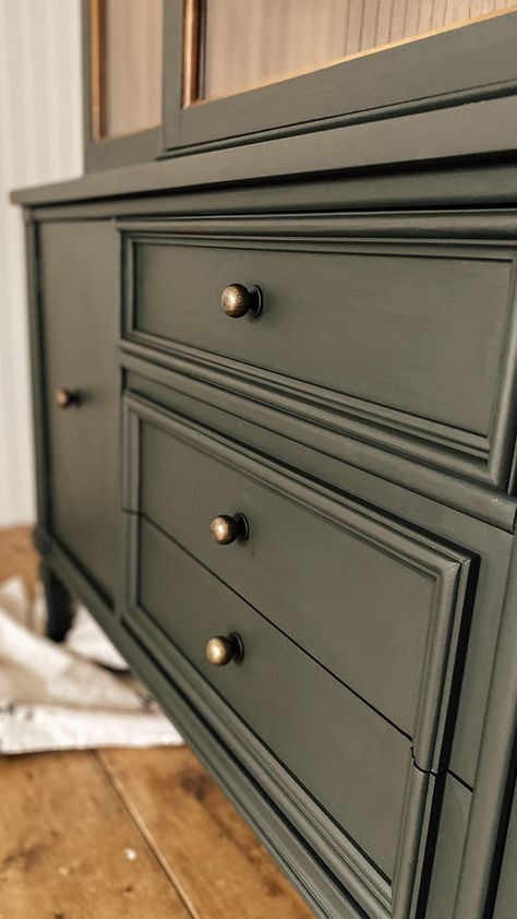 Olive Green Dresser Bedroom, Olive Green Furniture, Green Painted Dresser, Green Dresser Makeover, Painted Tv Stand, Pastel Furniture, Future Decor, Green Painted Furniture, Green Dresser