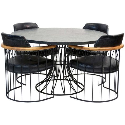 Wrought Iron Dining Set by Russell Woodard | From a unique collection of antique and modern garden furniture at https://www.1stdibs.com/furniture/building-garden/garden-furniture/ Modern Garden Furniture, Vintage Patio, Art Deco Chair, Wrought Iron Patio Chairs, Dining Design, Dining Room Table Decor, Industrial Design Furniture, Vintage Dining Room, Metal Furniture Design