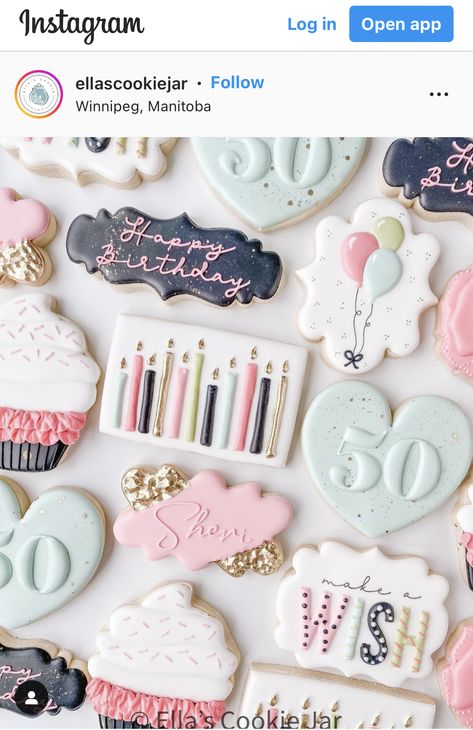 19th Birthday Cookies Decorated, Pastel Birthday Cookies Decorated, 20th Birthday Cookies Decorated, Decorated Birthday Cookies For Women, Birthday Icing Cookies, Girly Birthday Cookies, Birthday Biscuits Ideas, Woman Birthday Cookies, 50th Birthday Decorated Cookies